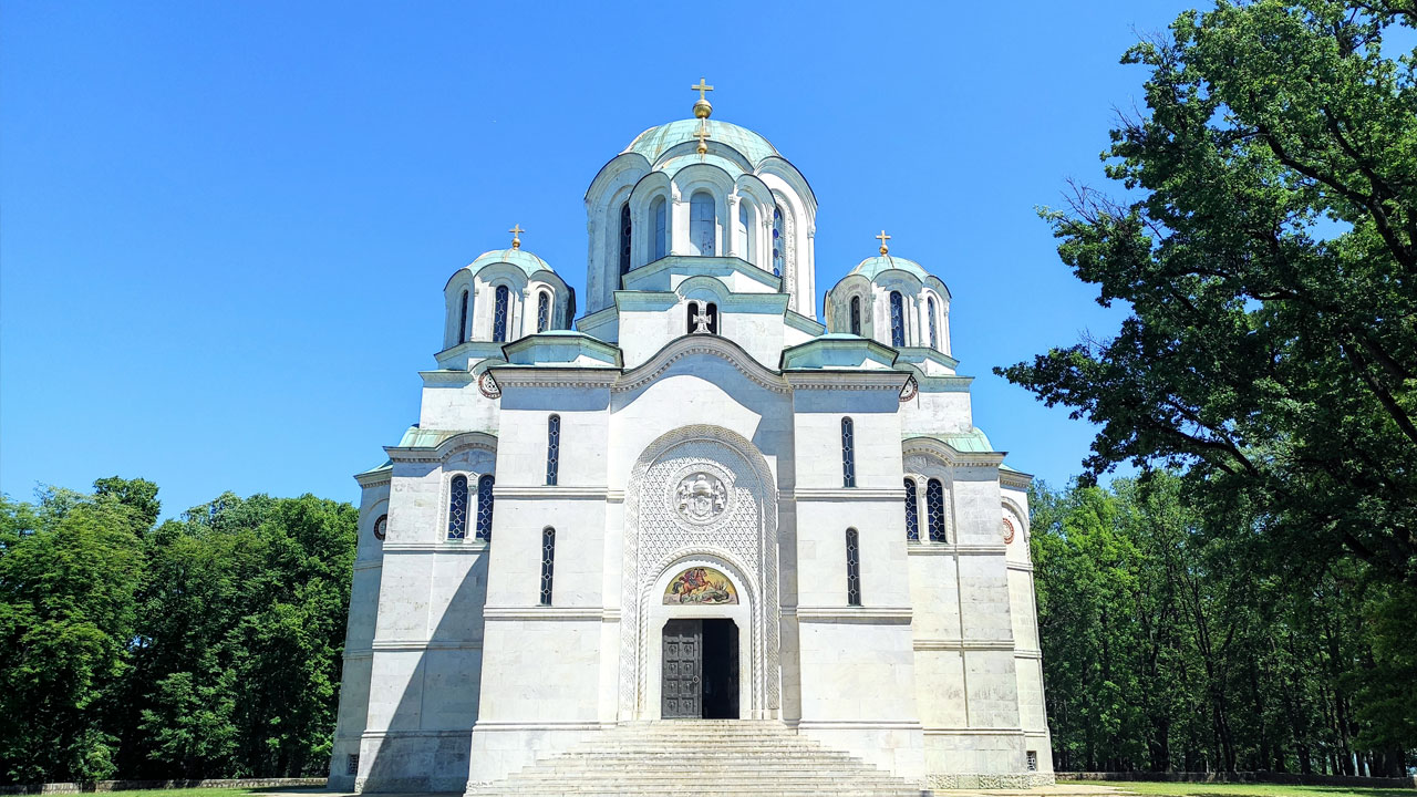 Oplenac Tour – Central Serbia’s royal heritage